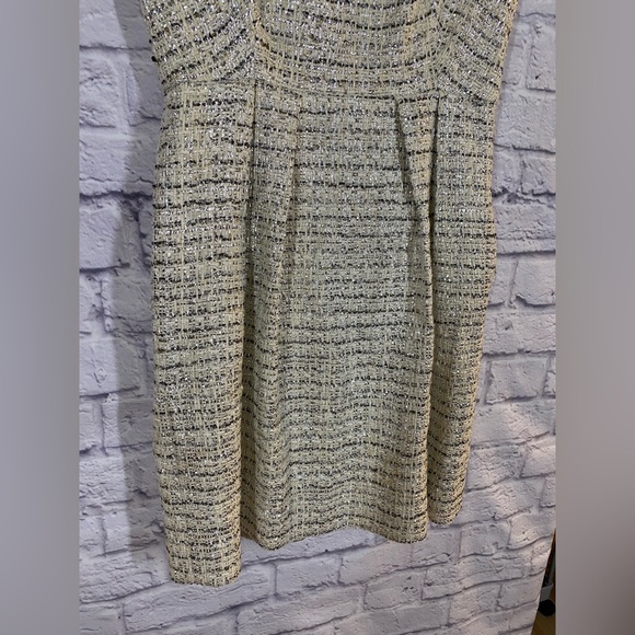 Milly New York Tweed Fit Flare Sheath Holiday Dress Cream/Gold Sleeveless Size 4 - Picture 3 of 11